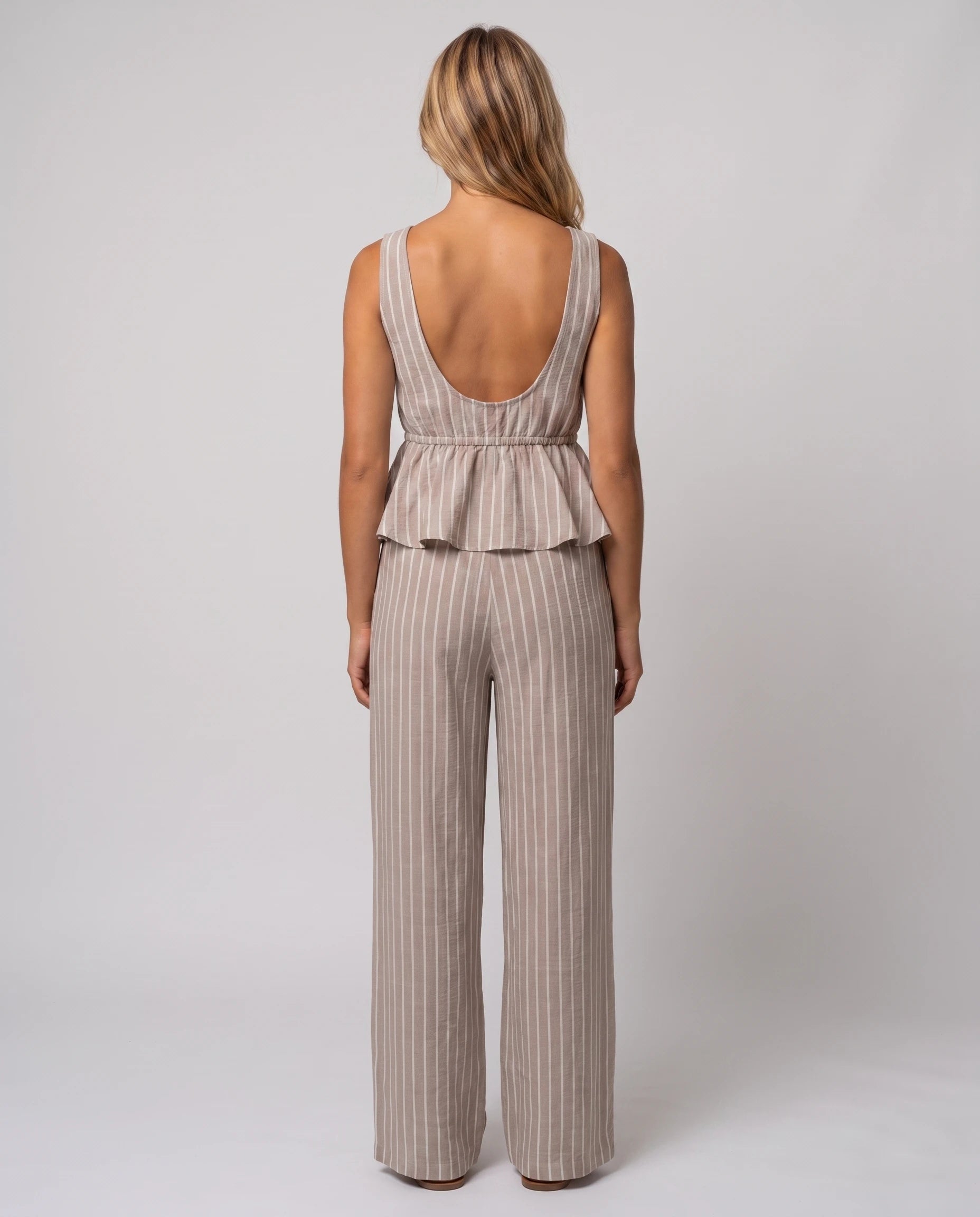 Ensemble gilet col V et pantalon large Mahaut Grège, vue de dos