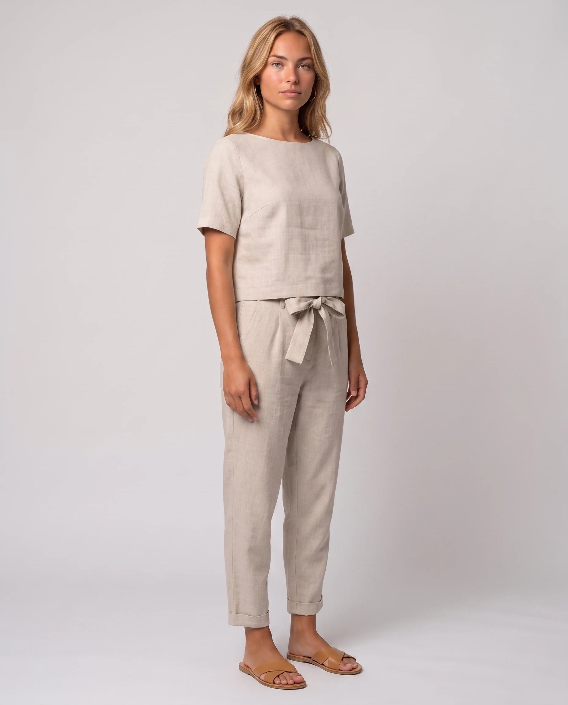 Ensemble en lin Éliane Beige — vue trois-quarts
