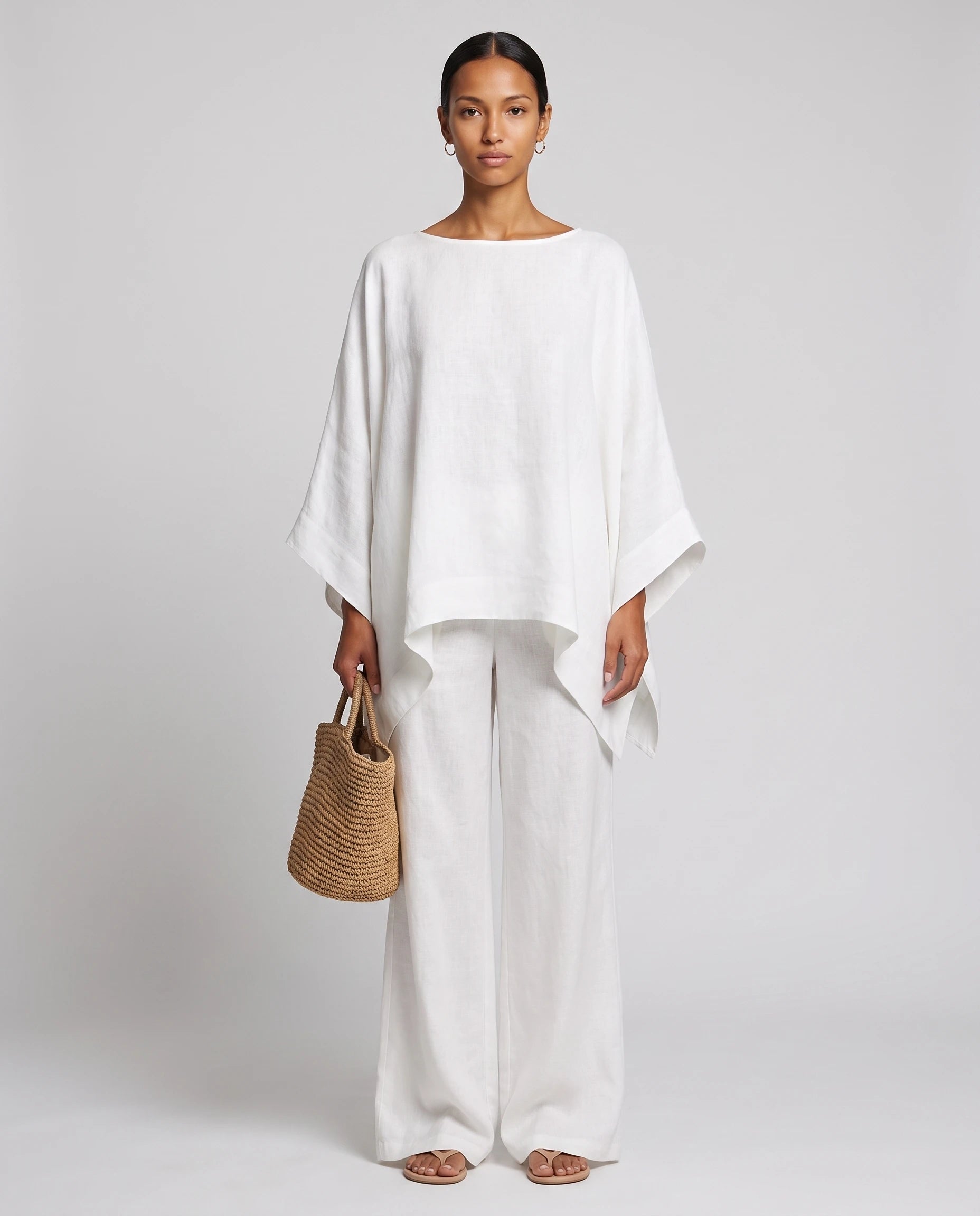 Ensemble tunique oversize et pantalon large en lin Eudoxie, coloris Blanc, vue de face en studio