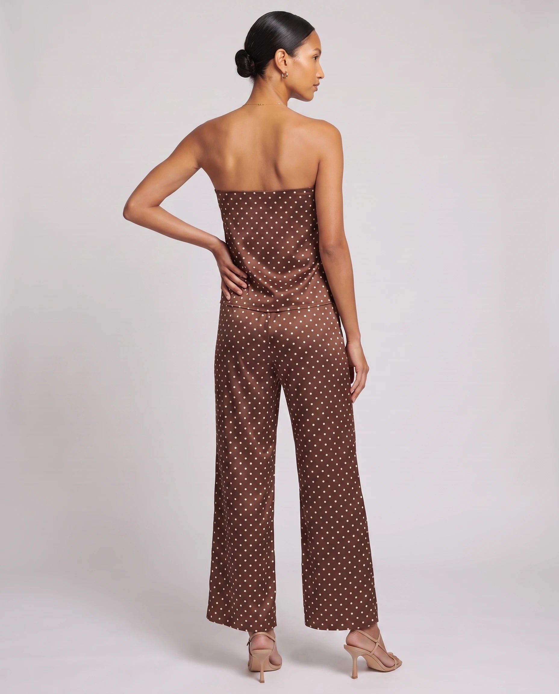 Ensemble satin bustier et pantalon large — Chocolat à Pois — vue de dos