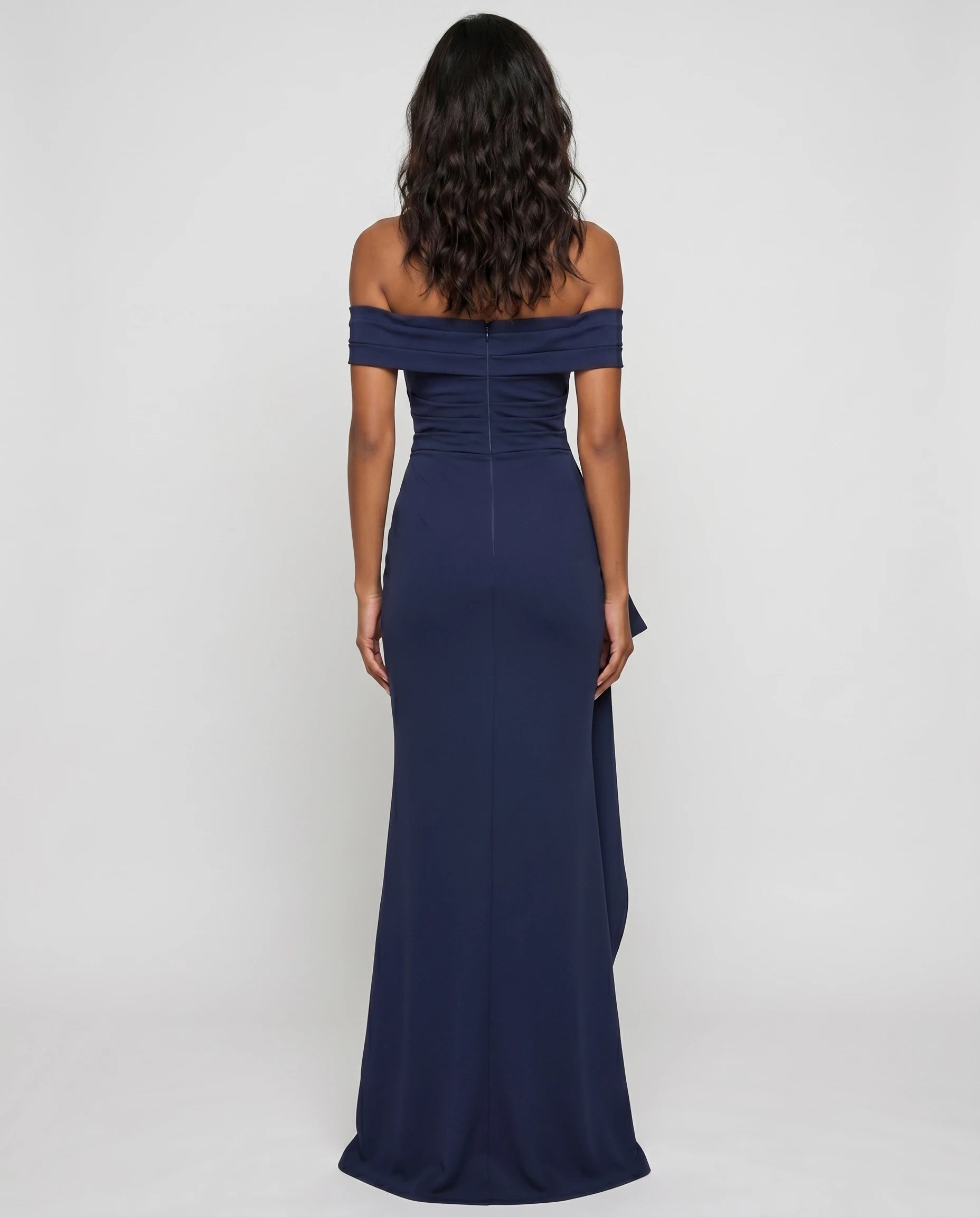 Robe longue noire bardot drapée — studio dos diane