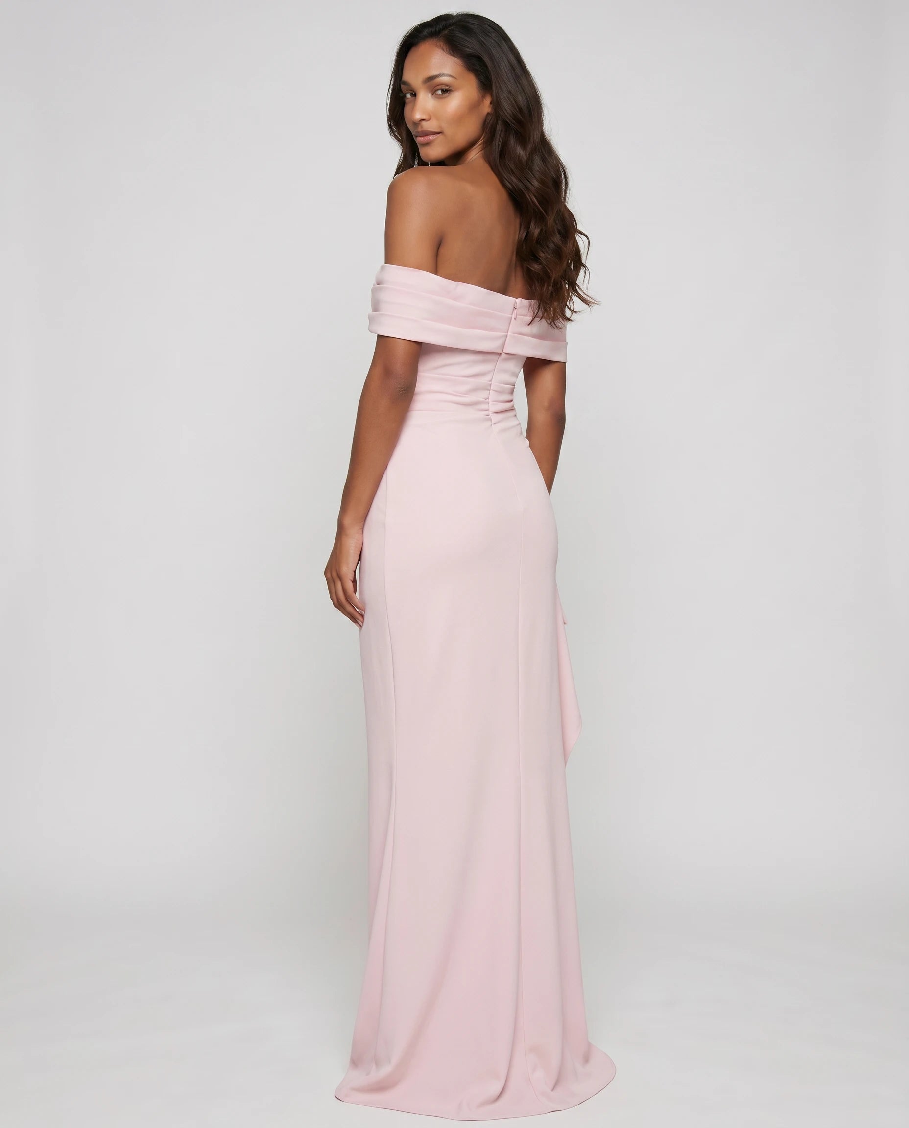 Robe longue noire bardot drapée — studio dos trois quarts diane