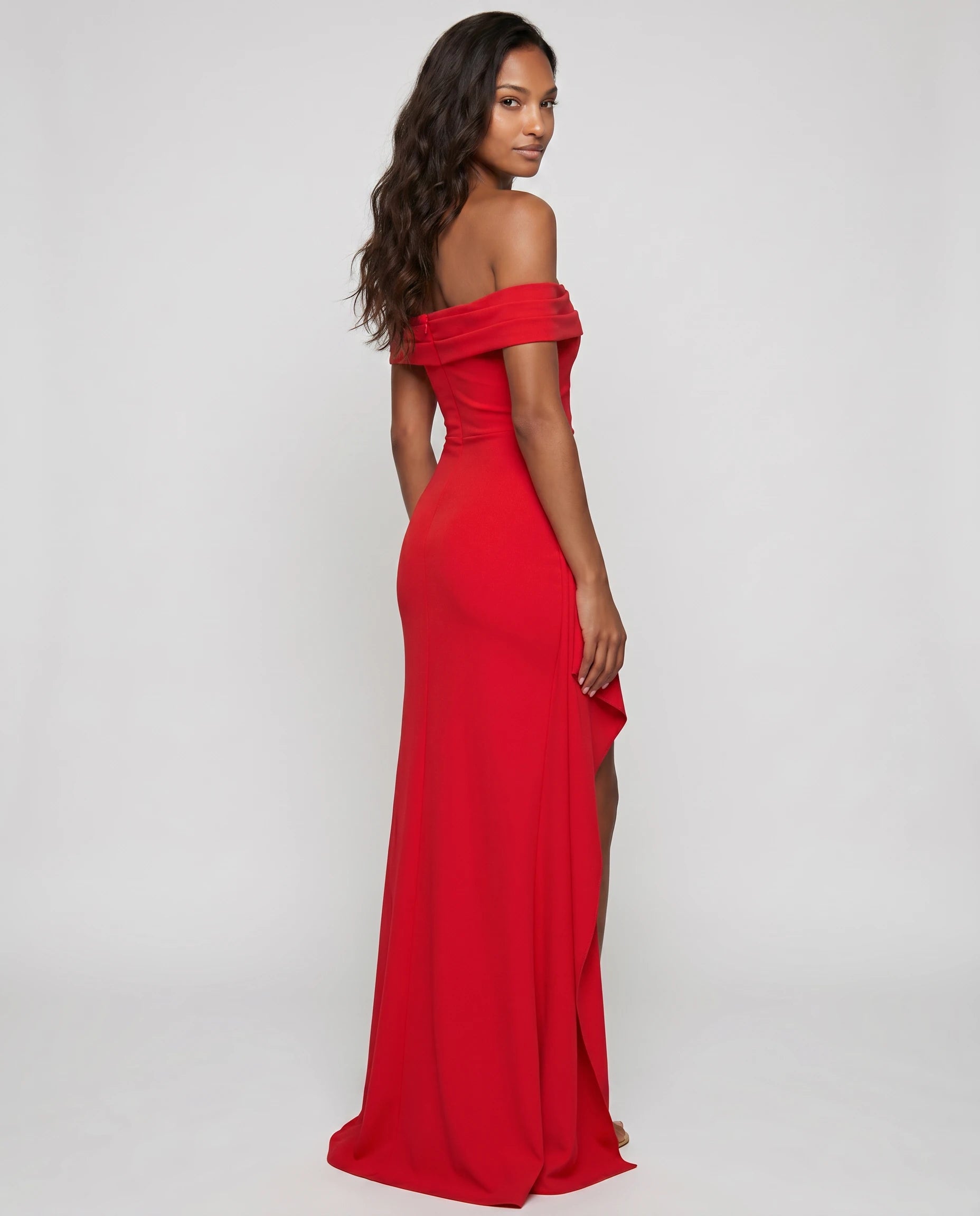 Robe longue noire bardot drapée — studio dos trois quarts diane