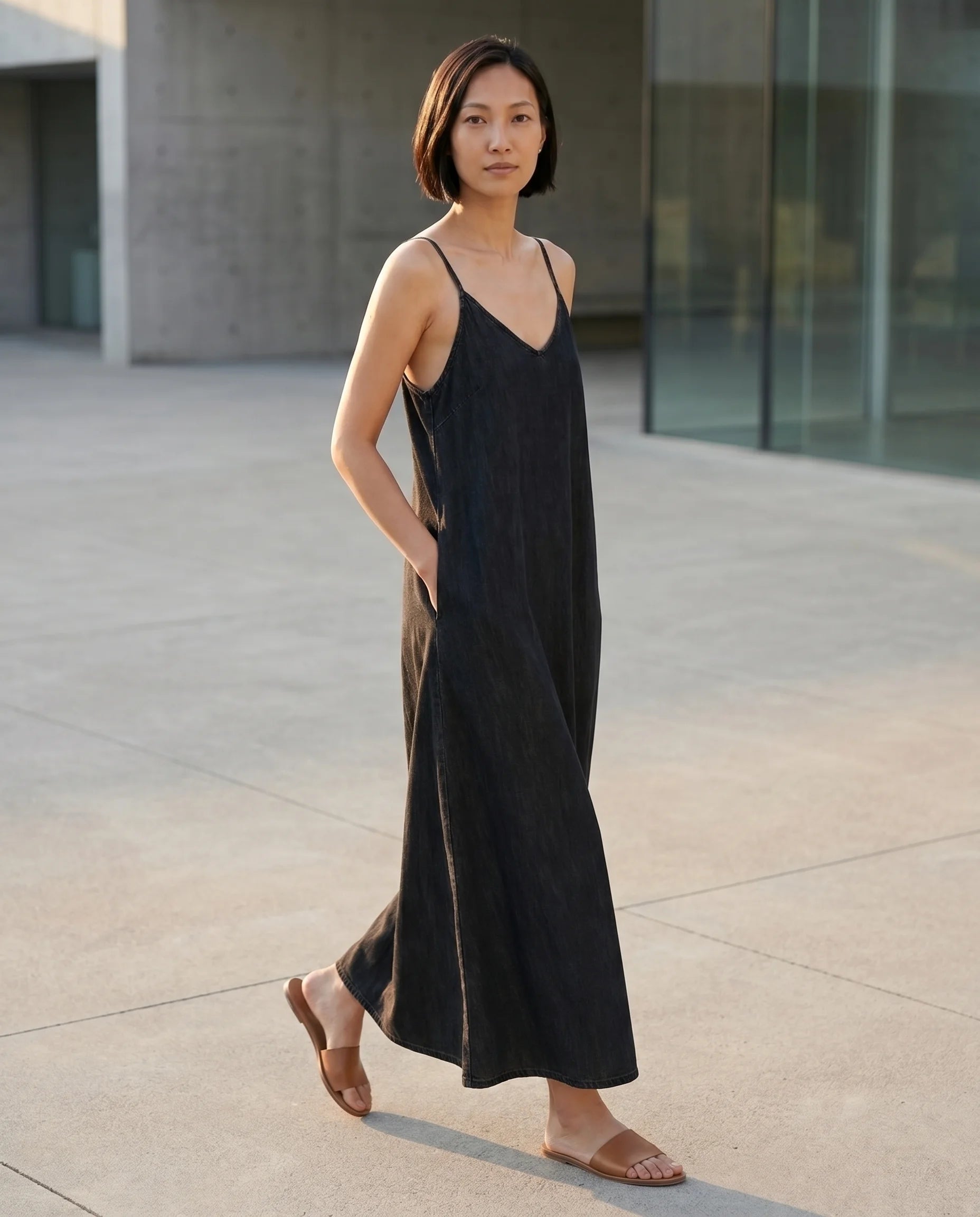 Robe longue en jean noir — Margot, lifestyle urbain