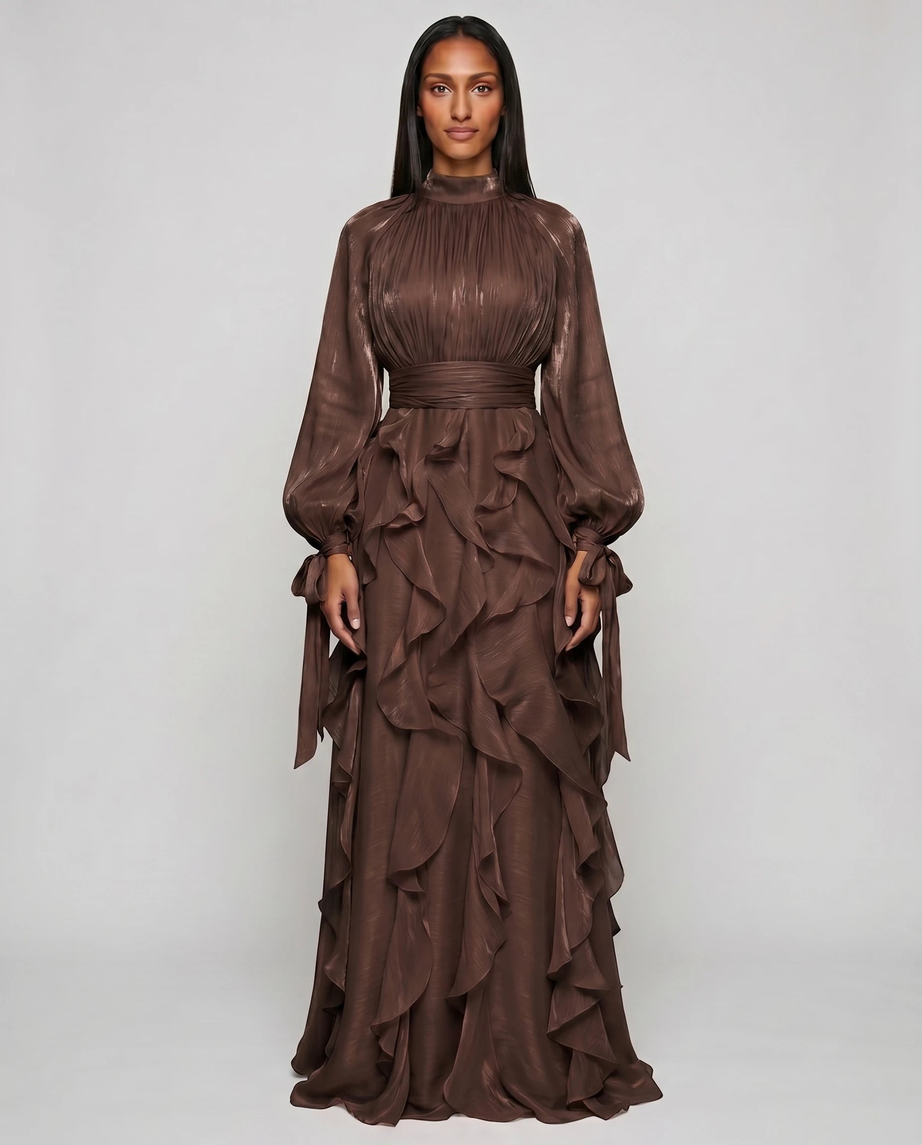 Robe de soiree longue a volants marron chocolat studio face