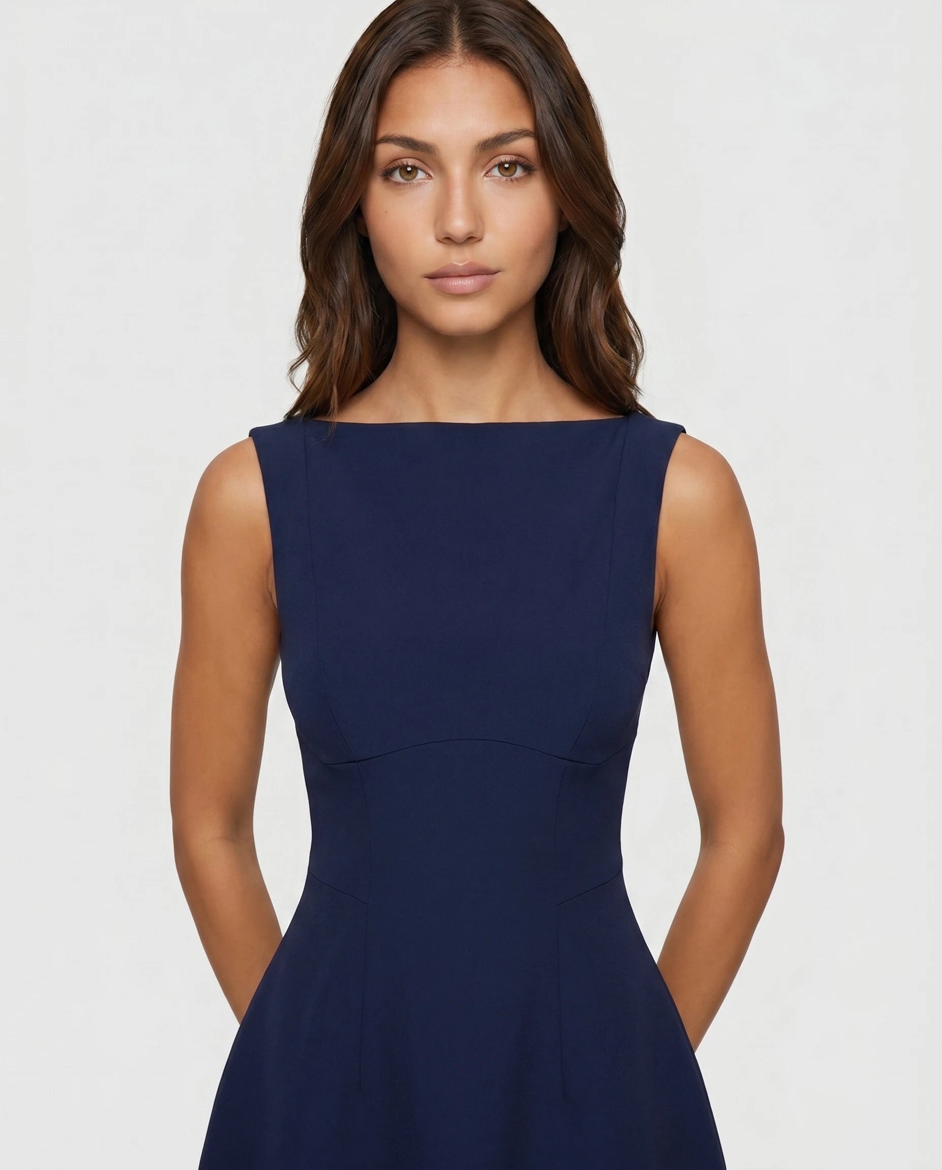 Robe courte bleu marine en crepe - Olivia