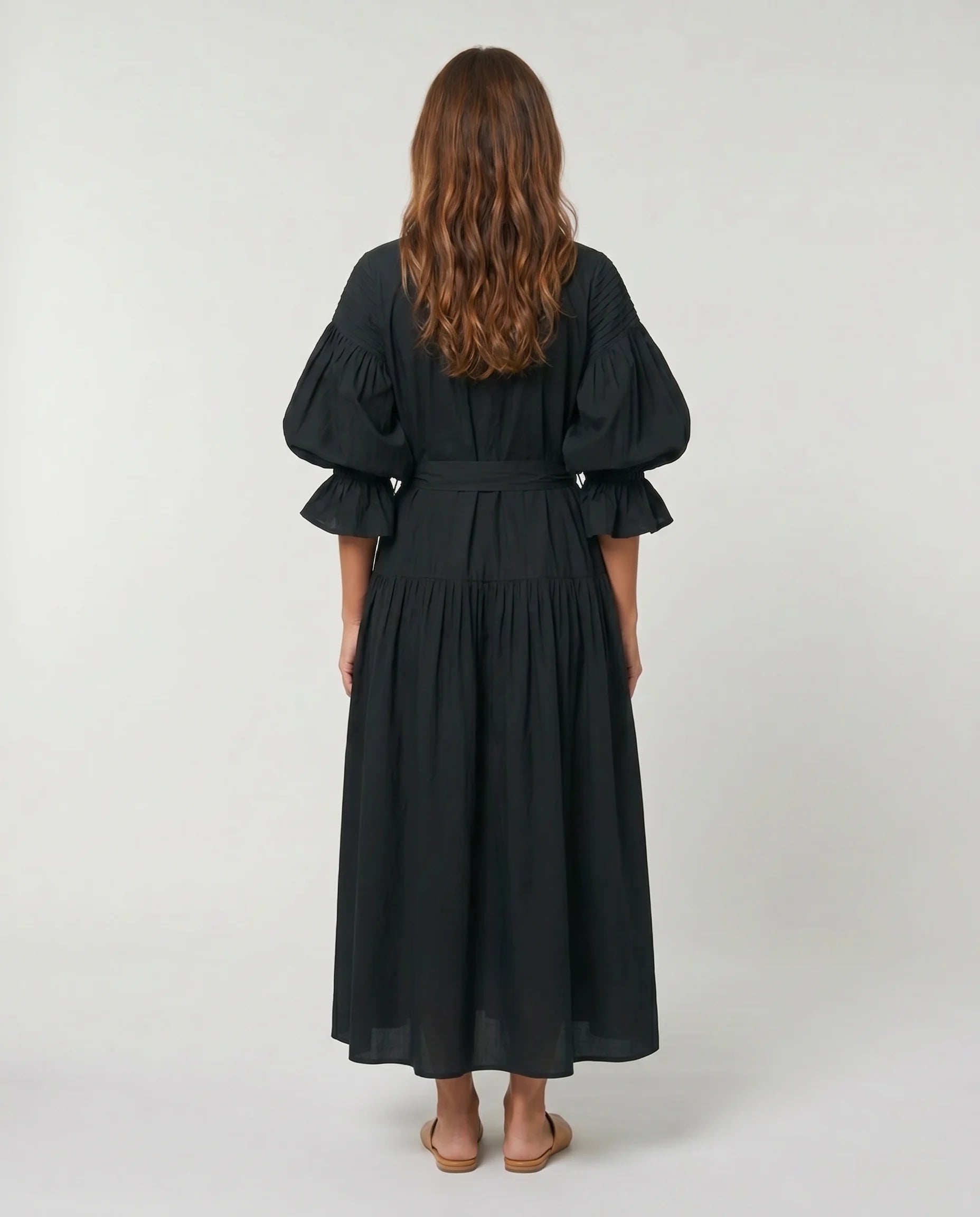 Robe longue chemise noire - studio dos