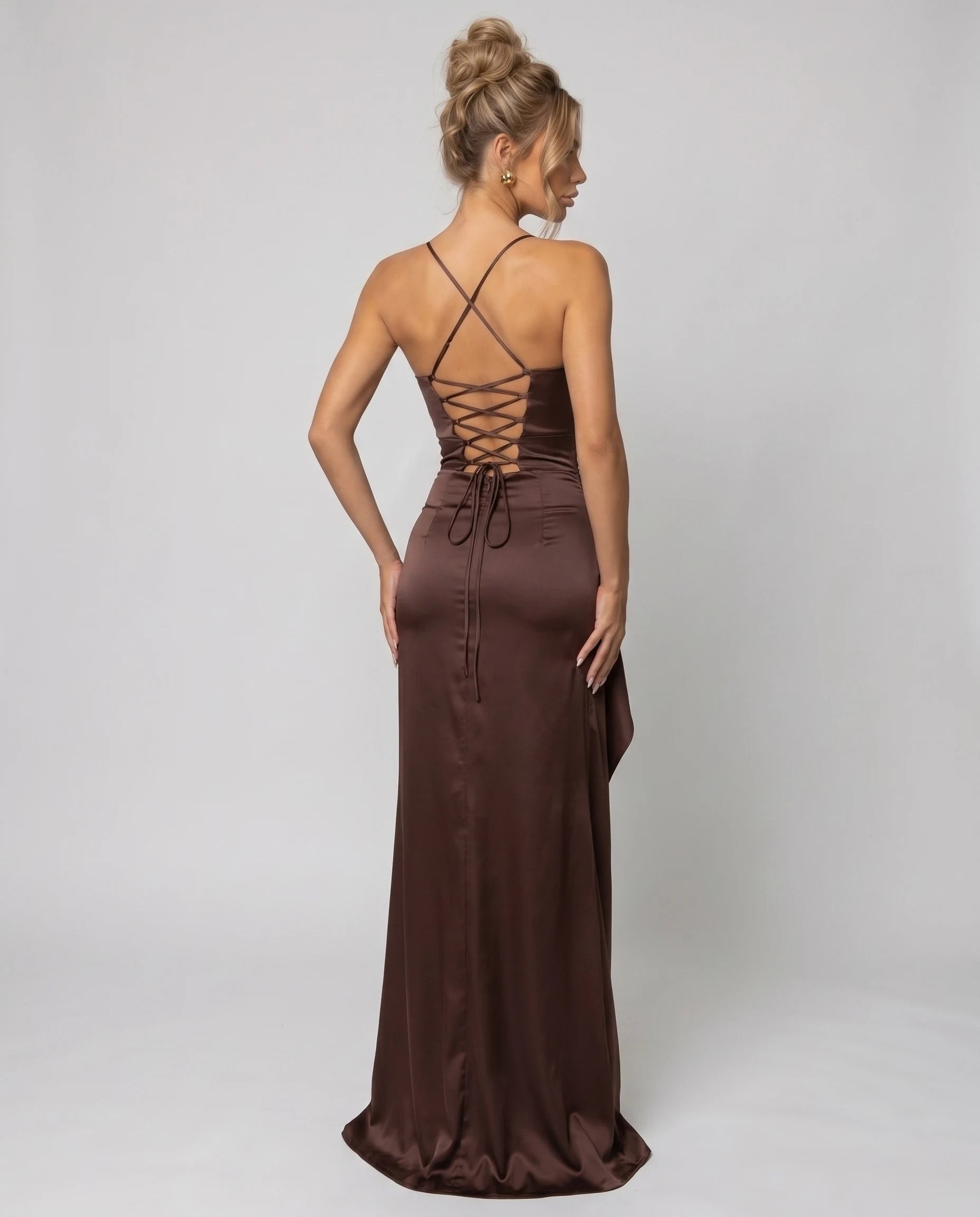 plum 02 back lacy Salomé Zolena