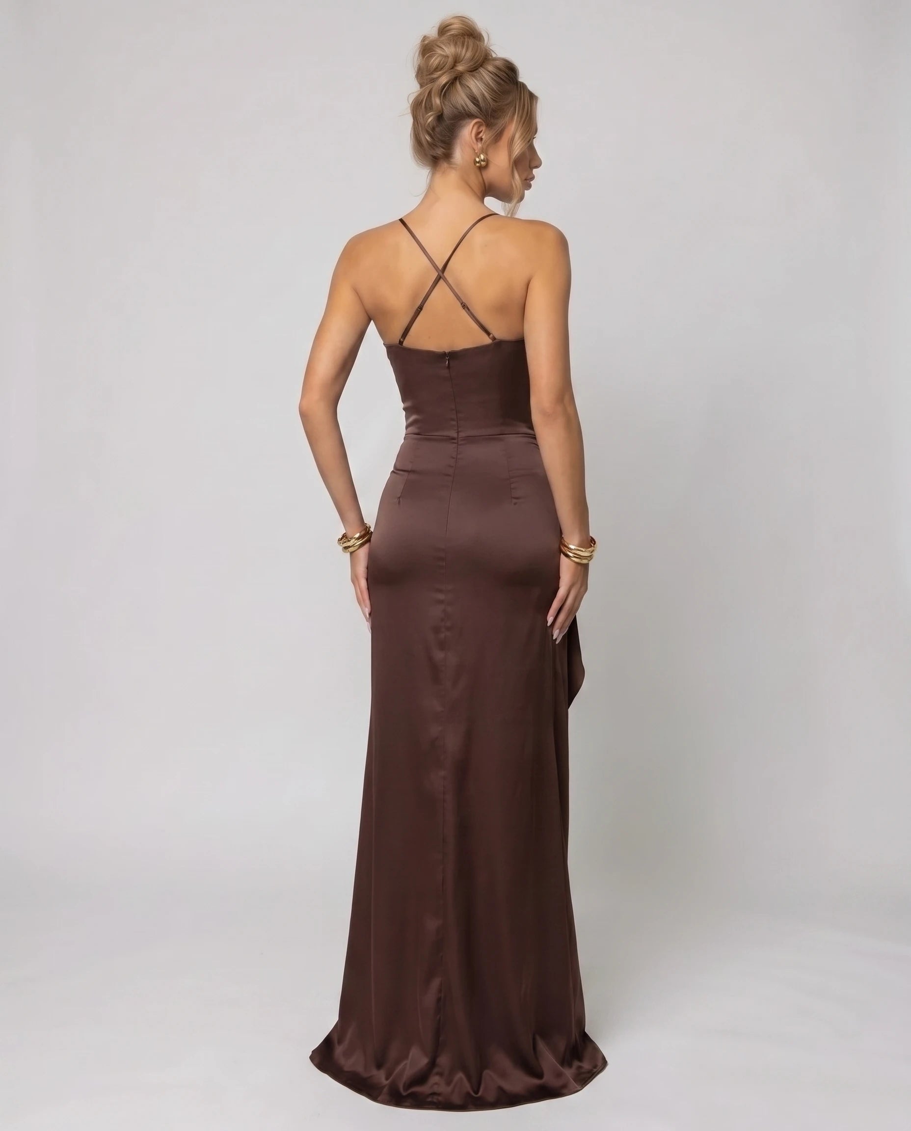 plum 02 back Salomé Zolena