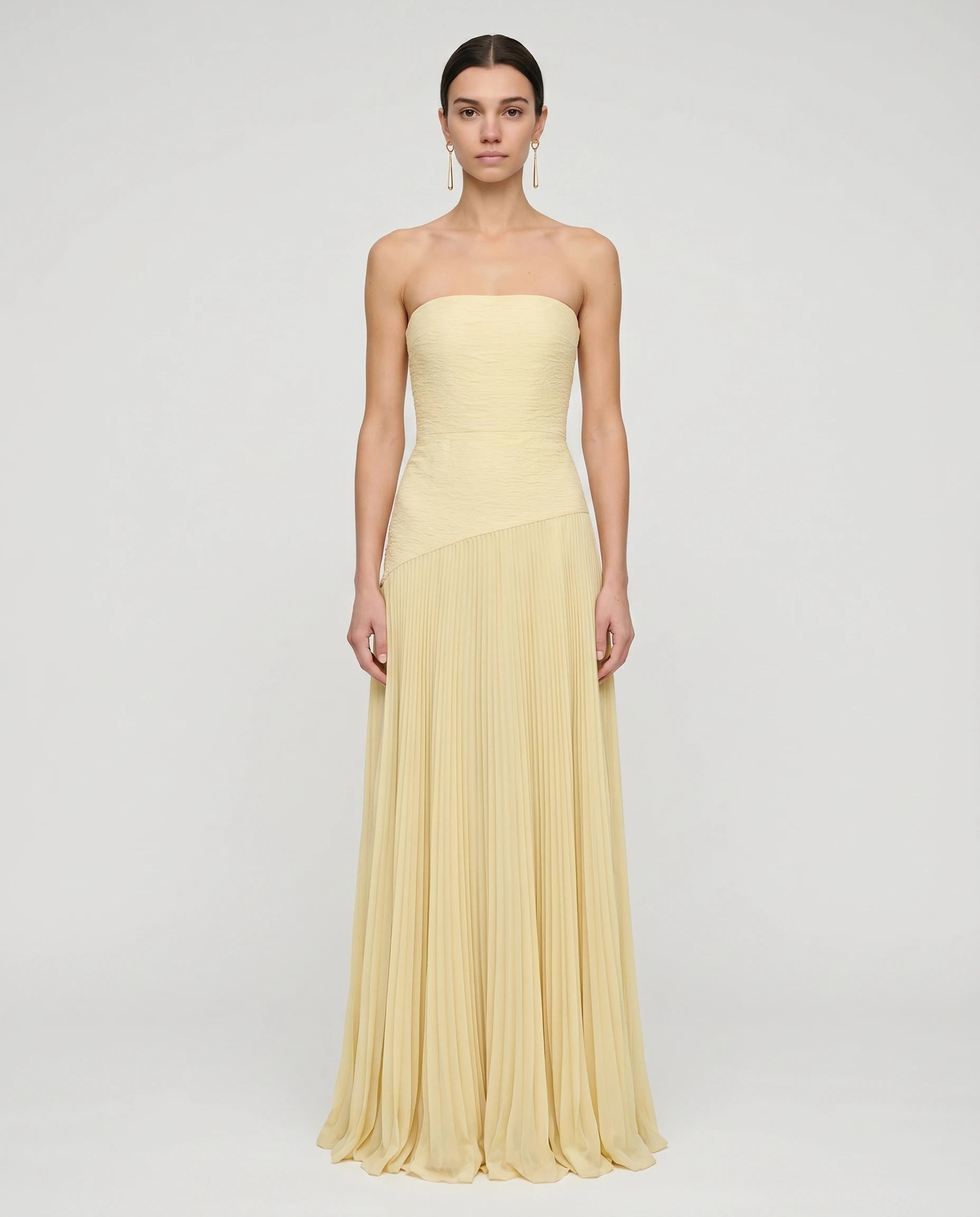 Robe longue bustier plissee Eloise - Jaune Pâle - vue de face studio