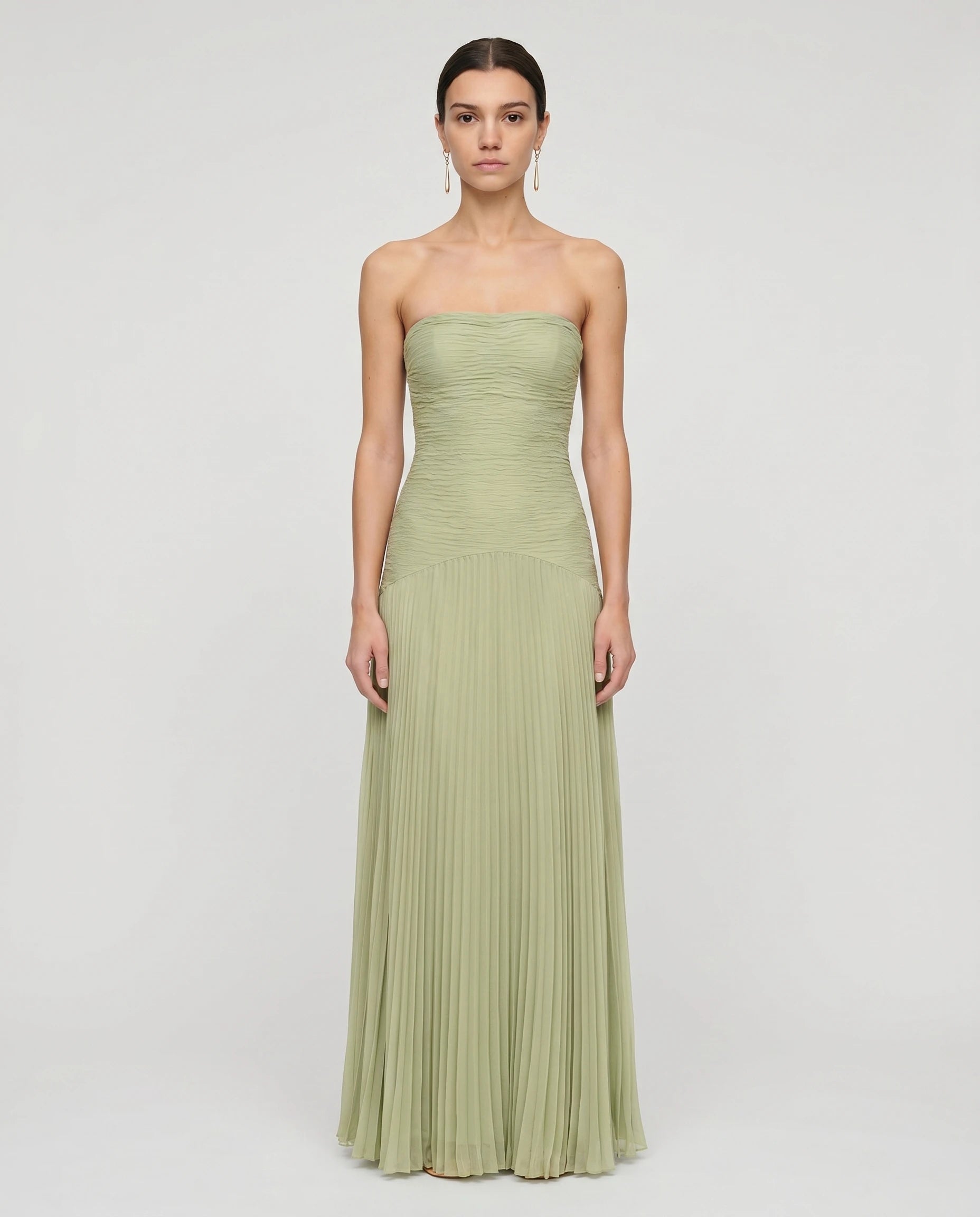 Robe longue bustier plissee Eloise - Vert Sauge - vue de face studio