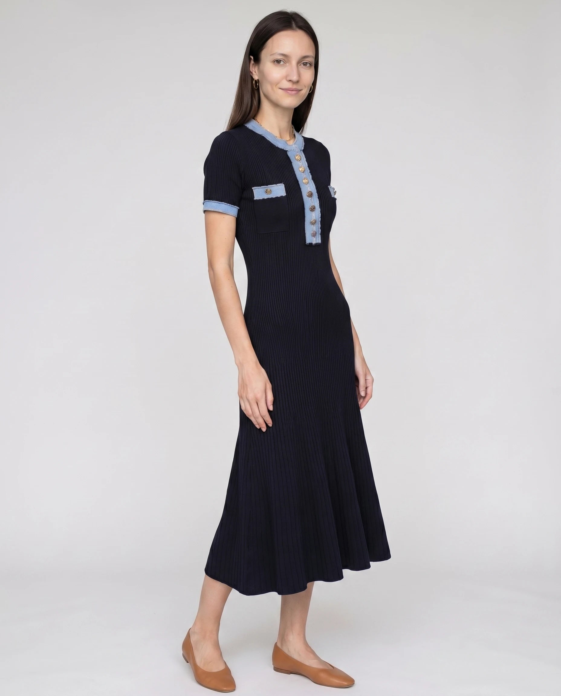 Robe midi en maille cotelee Odette - Bleu Marine - vue trois-quarts