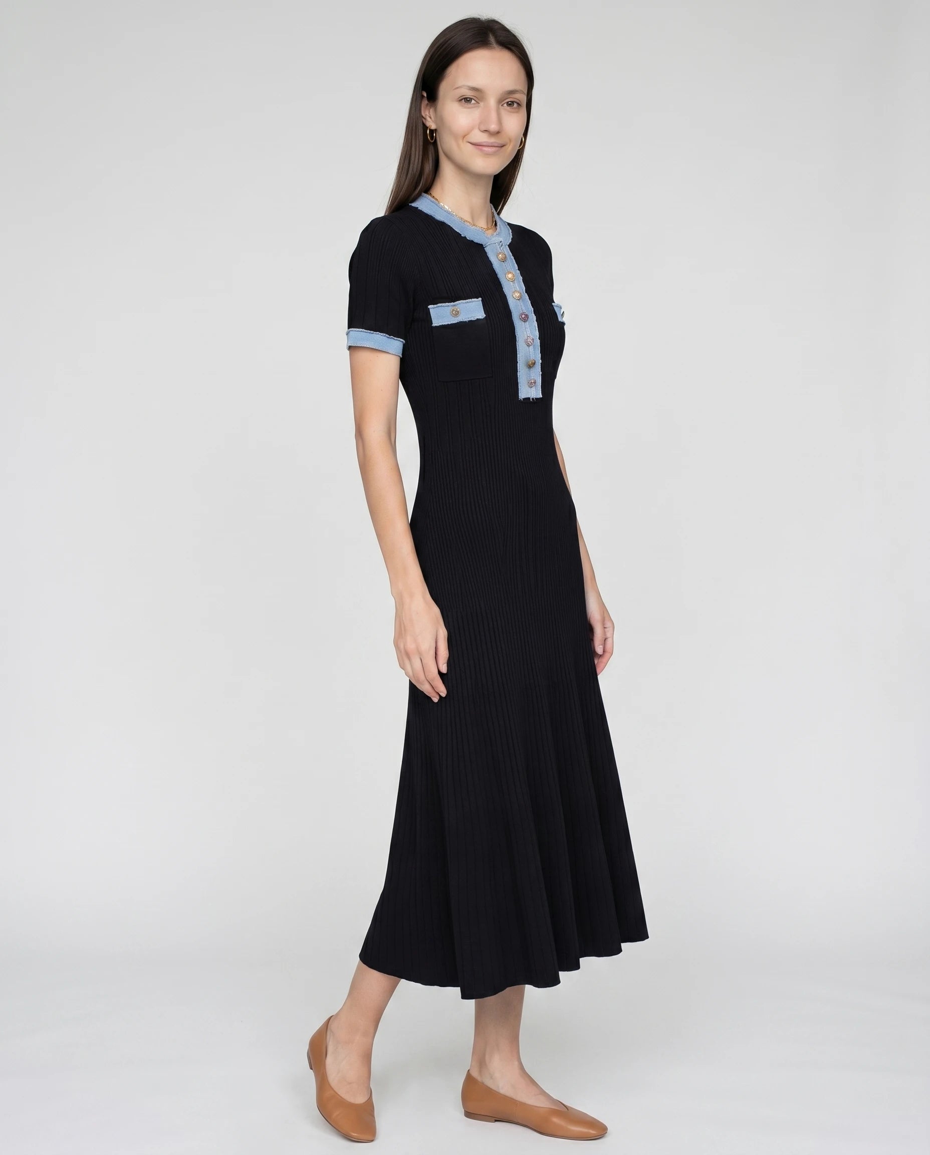 Robe midi en maille cotelee Odette - Noir - vue trois-quarts