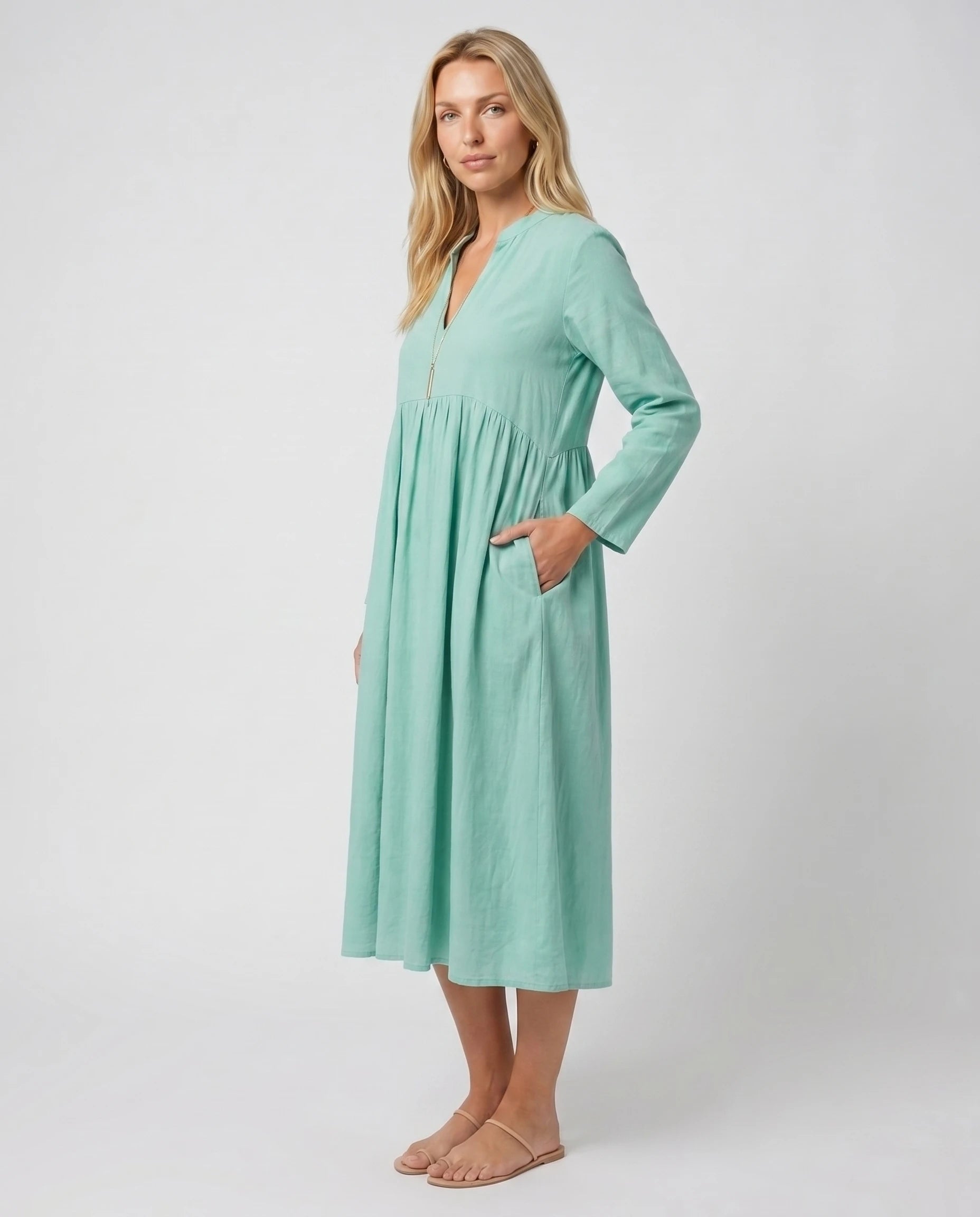 Robe midi bohème vert d'eau Juliette, trois-quarts