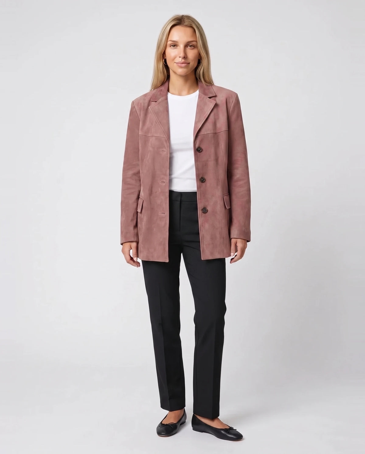 Oversize-Blazerjacke aus Veloursimitat in Altrosa Clothilde, Vorderansicht im Studio