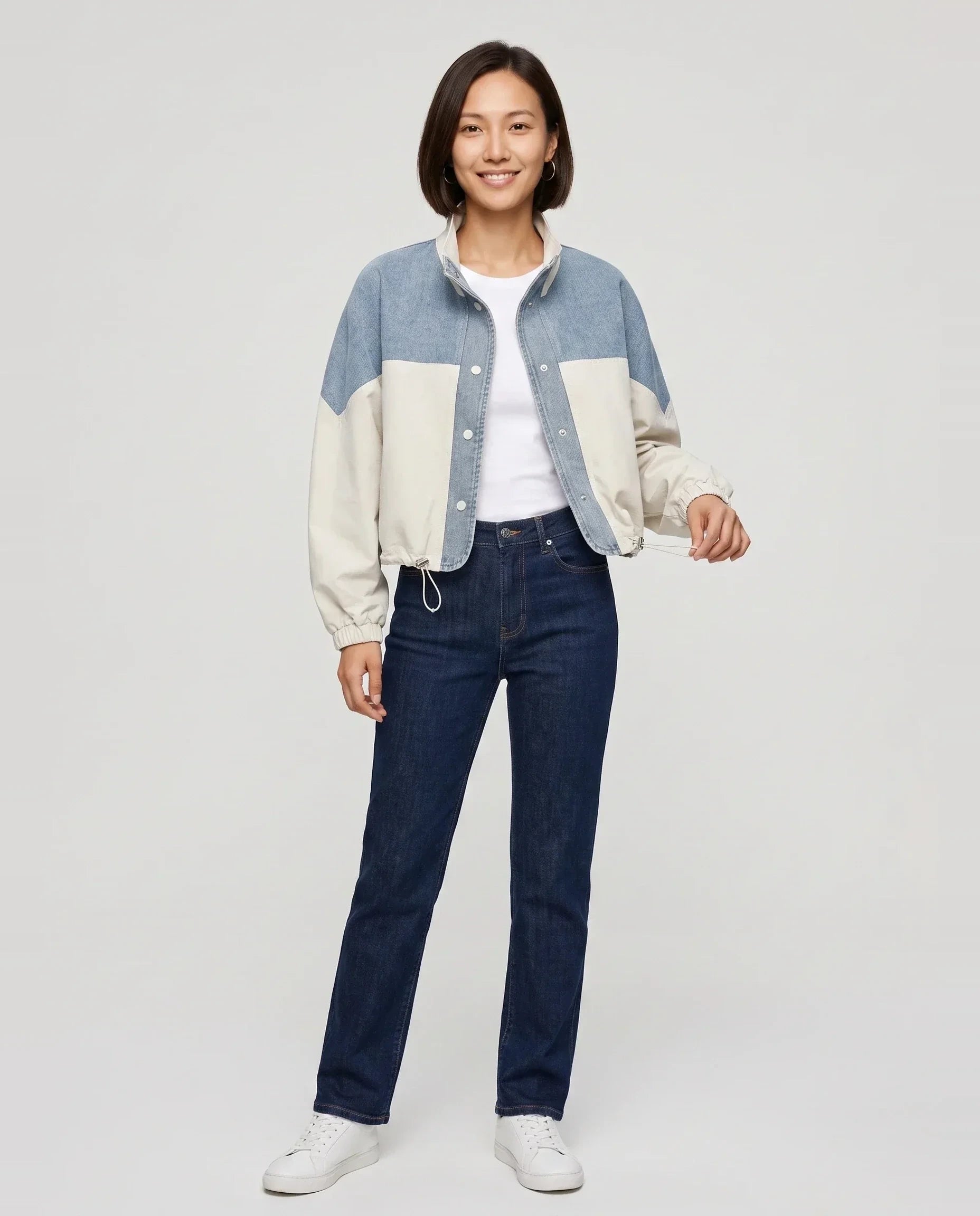 Veste courte color-block en denim écru Bertrande, vue de face en studio