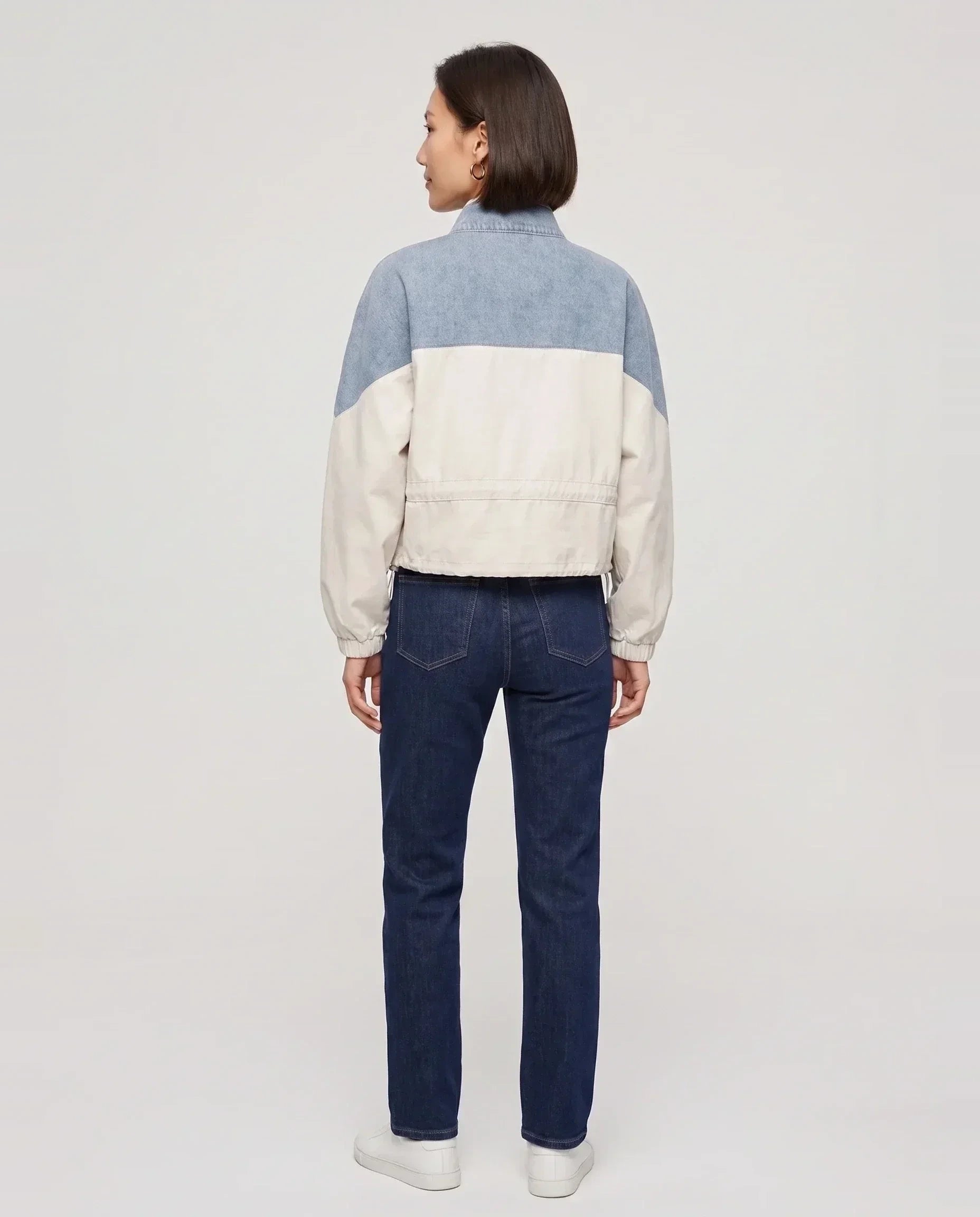 Veste courte color-block en denim écru Bertrande, vue de dos en studio