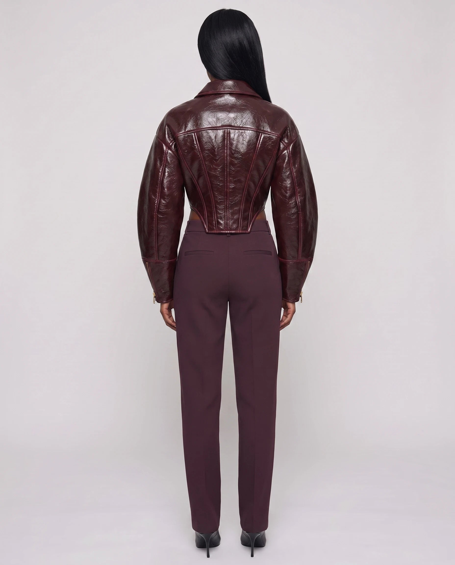 Veste corset vernie bordeaux Carmen, vue de dos en studio