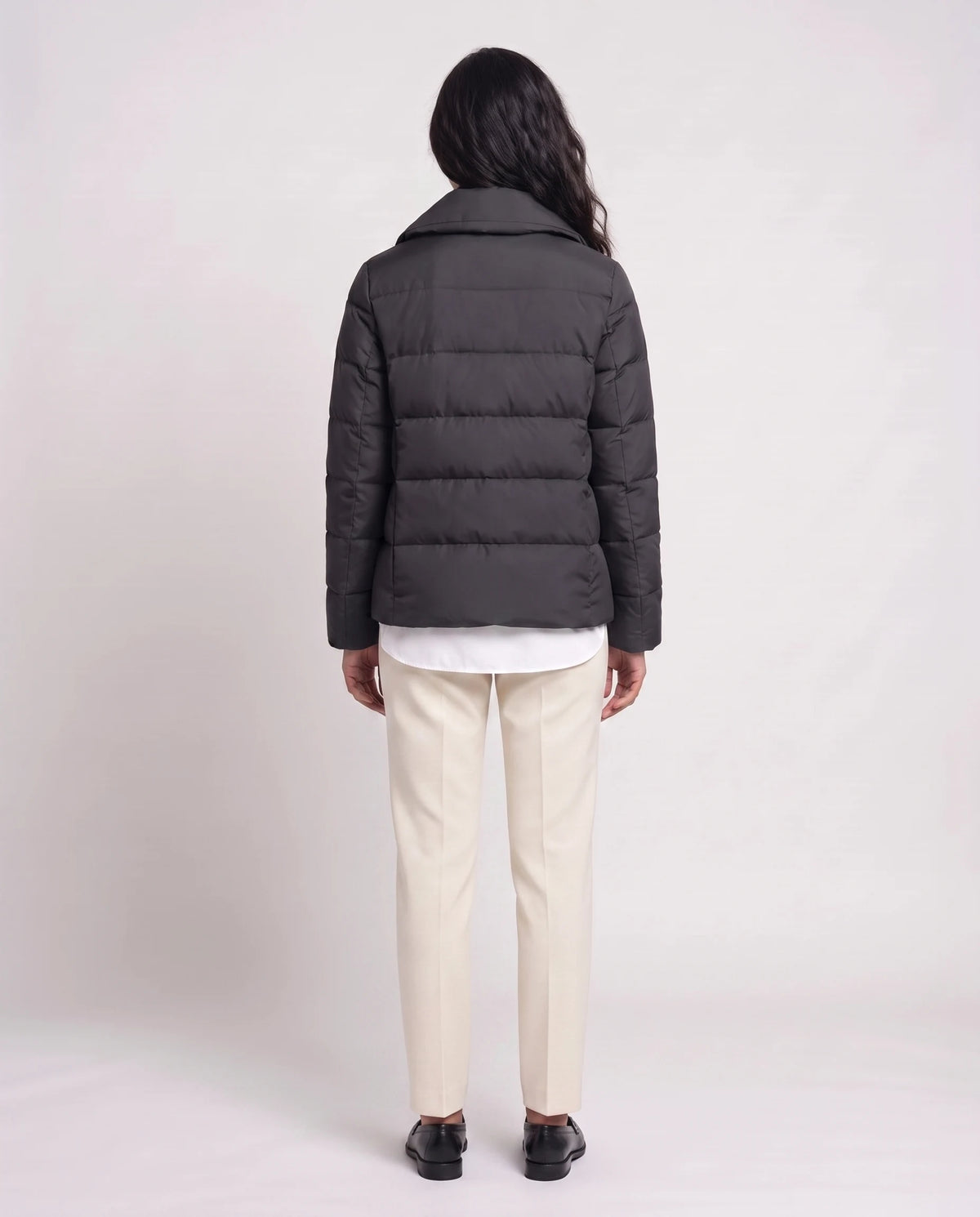 Veste matelassée courte col tailleur Agnès en Noir, vue de dos