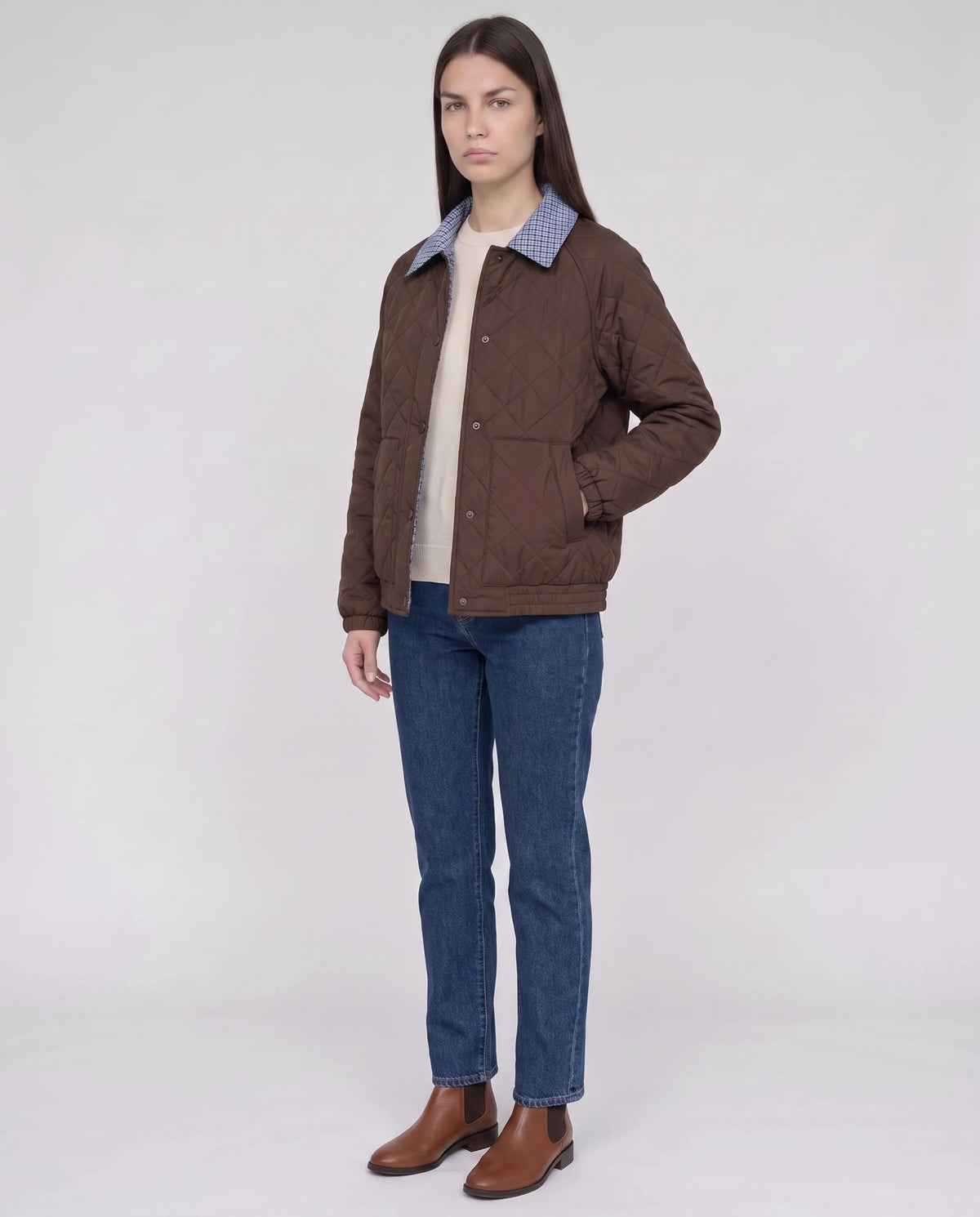 Veste matelassée réversible vichy Rosa en Marron, vue de trois quarts, face unie retournée