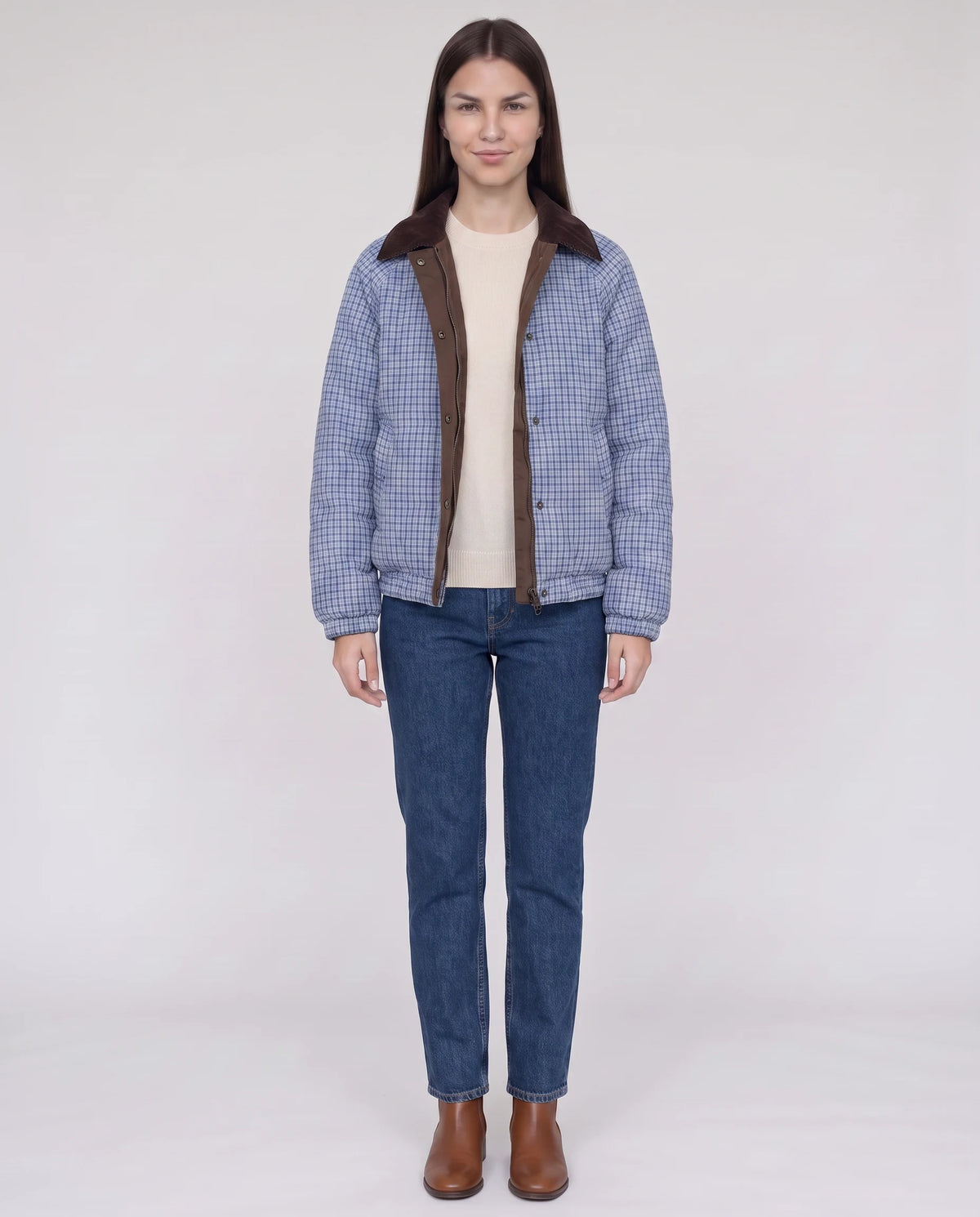 Veste matelassée réversible vichy Rosa en Marron, portée ouverte, face vichy, doublure unie visible
