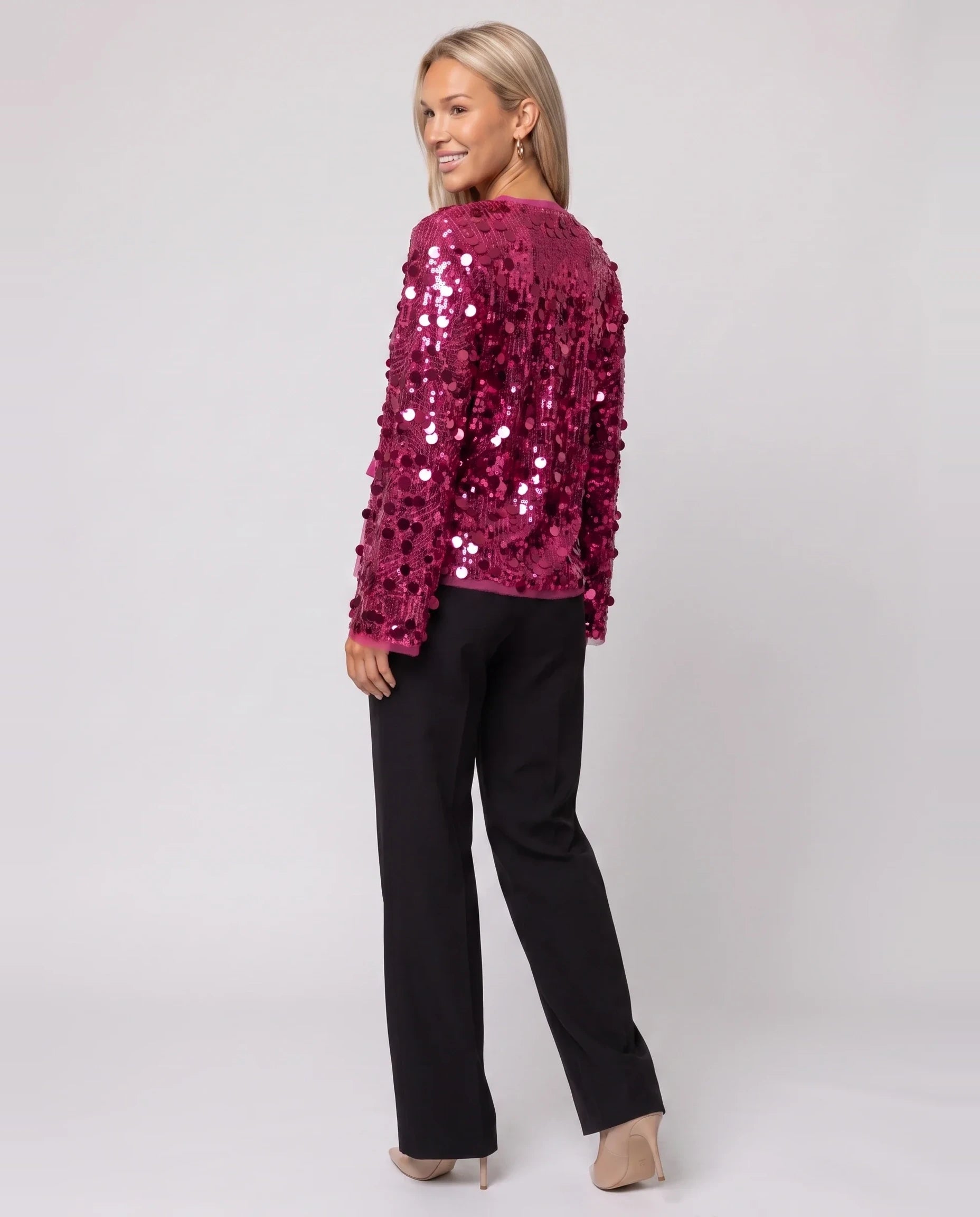 Veste kimono à sequins fuchsia Félicie, vue de dos en studio