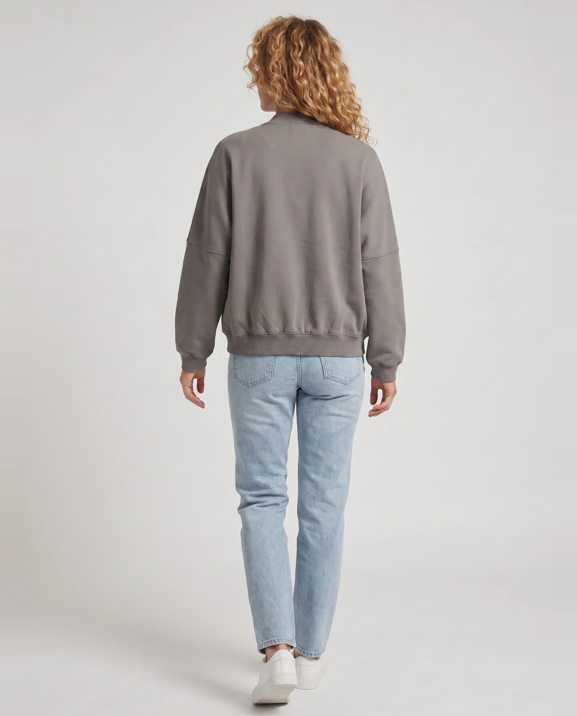 Bomber en molleton zippé gris Denise, vue de dos en studio