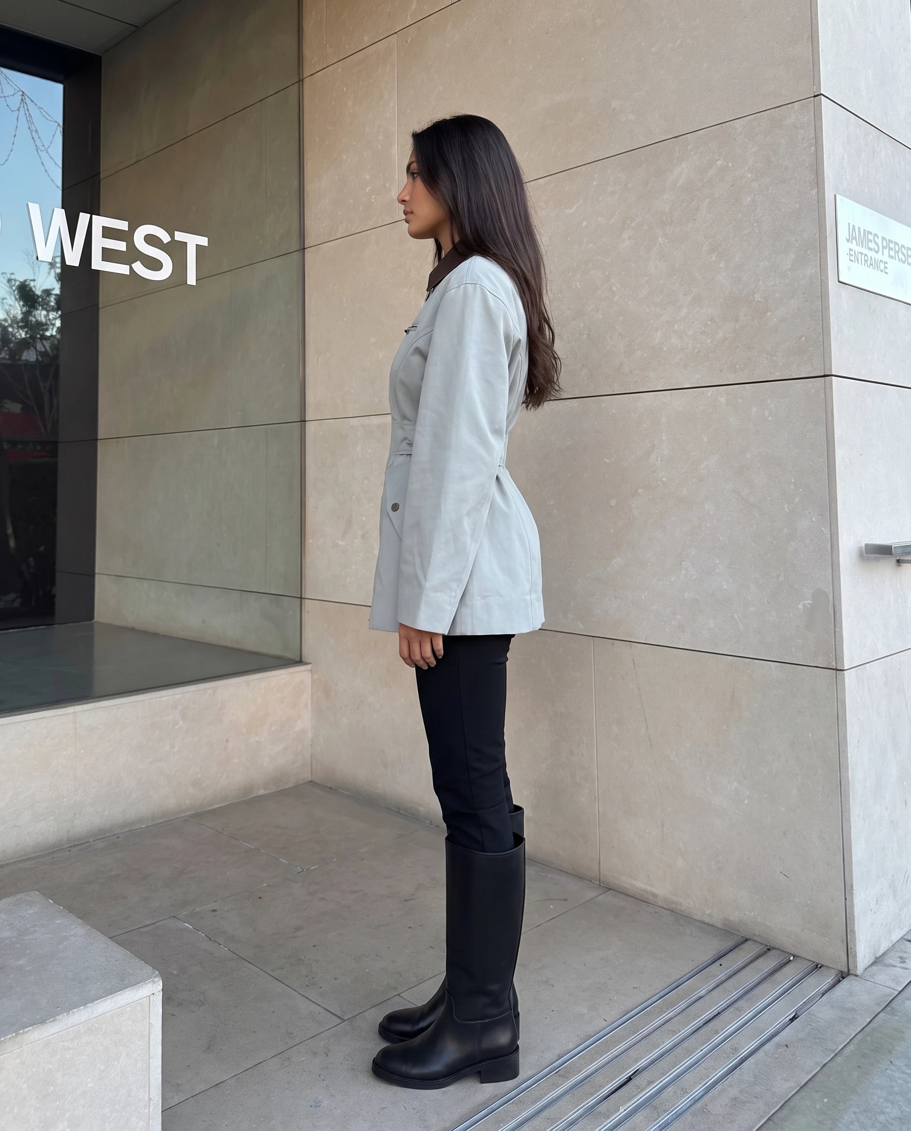Veste zippée à taille cintrée gris perle Candice, vue de profil